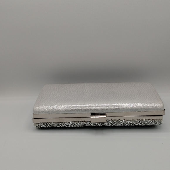 Women's gray glitter clutch bags - Picture 4 of 12